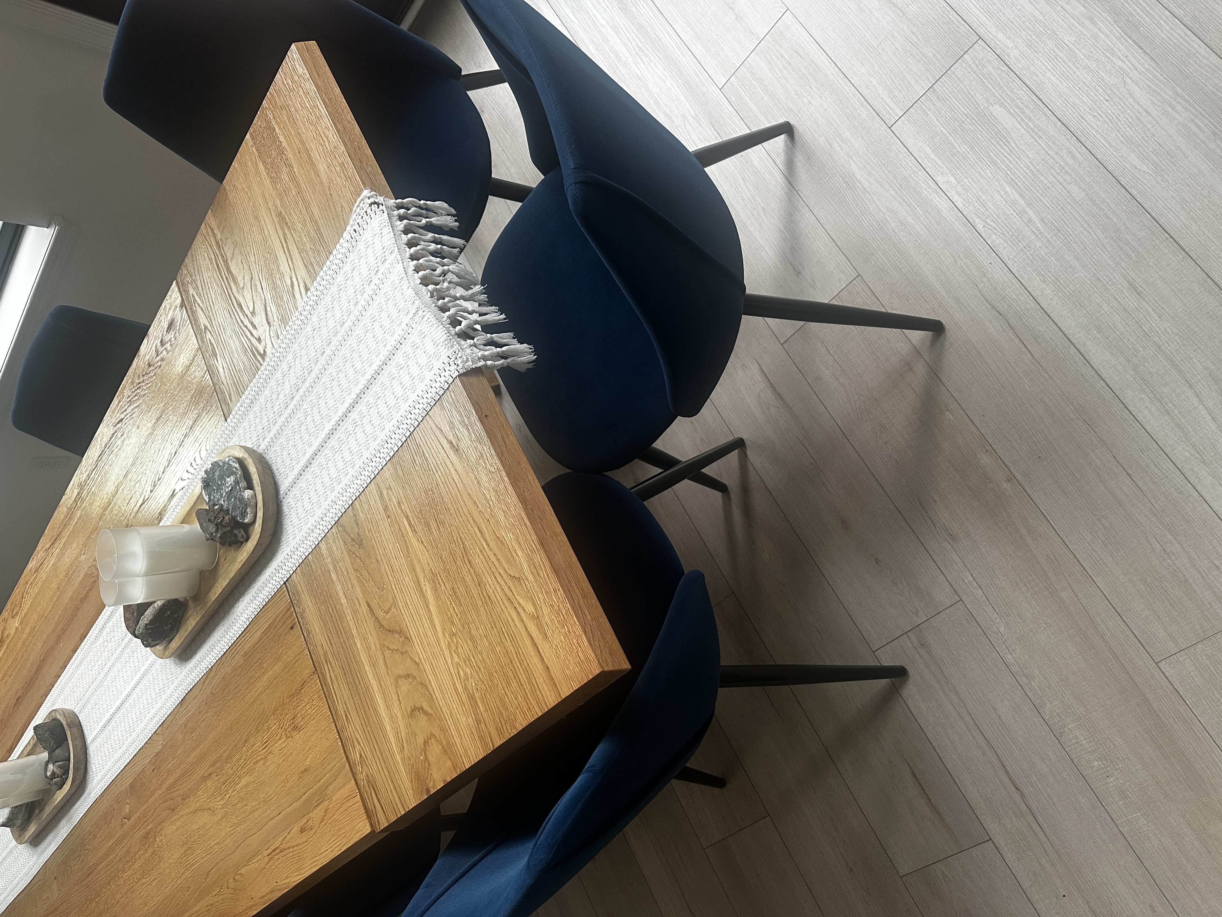 Dining room table extension leaves